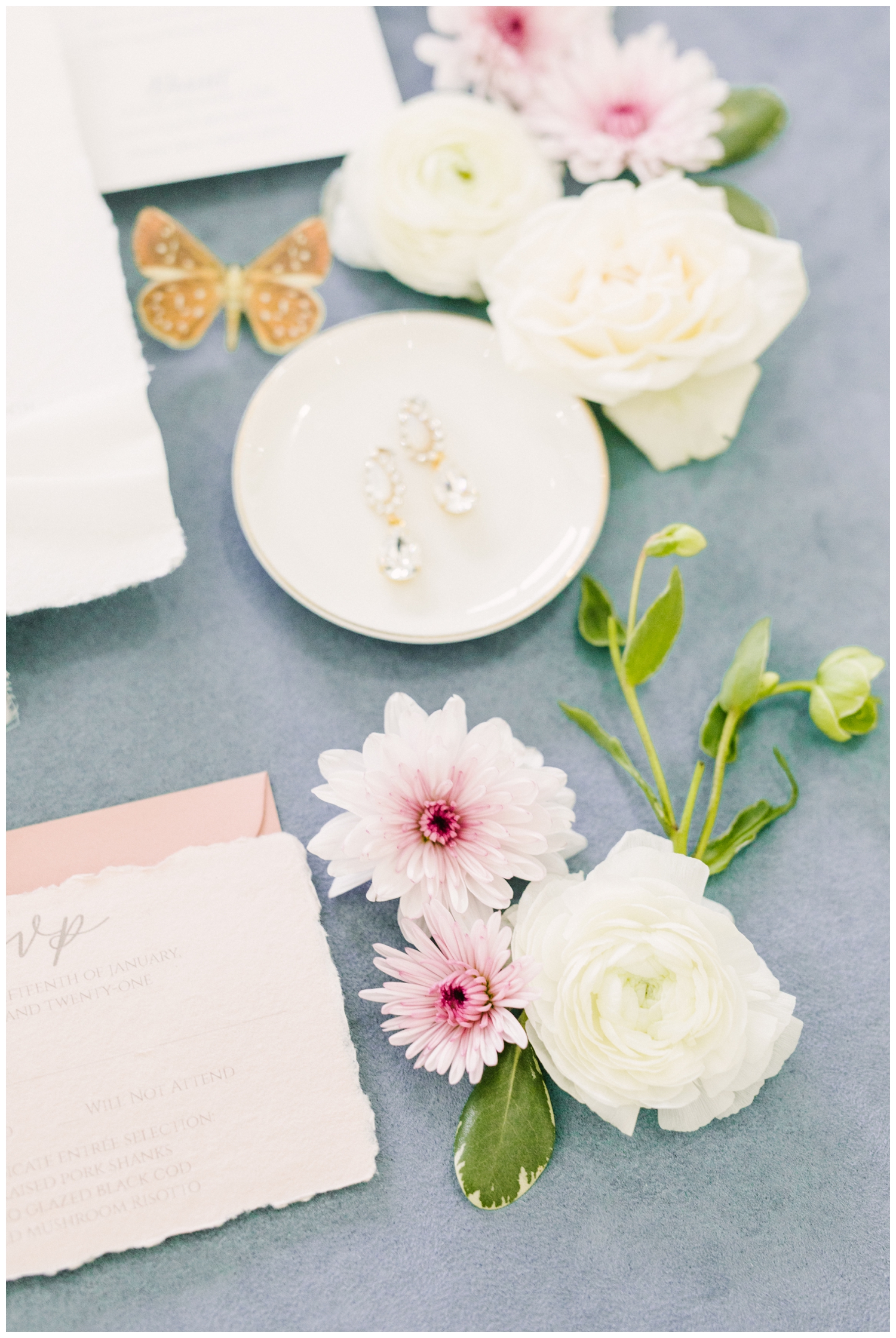Addison Woods styled shoot inspiration from an invitation suite flatlay