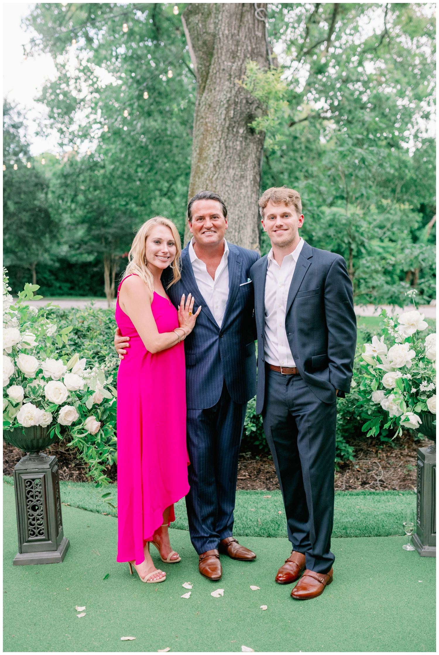 family portrait outside the Manor House The Houstonian Hotel wedding