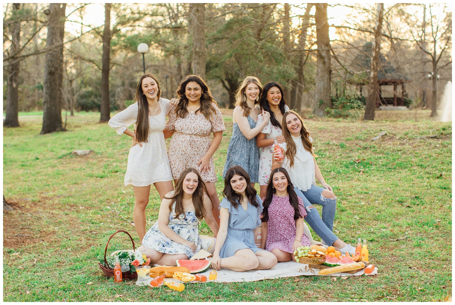 Reed Gallagher Photography senior rep team sitting on blanket for spring picnic senior pictures at Cy-Hope