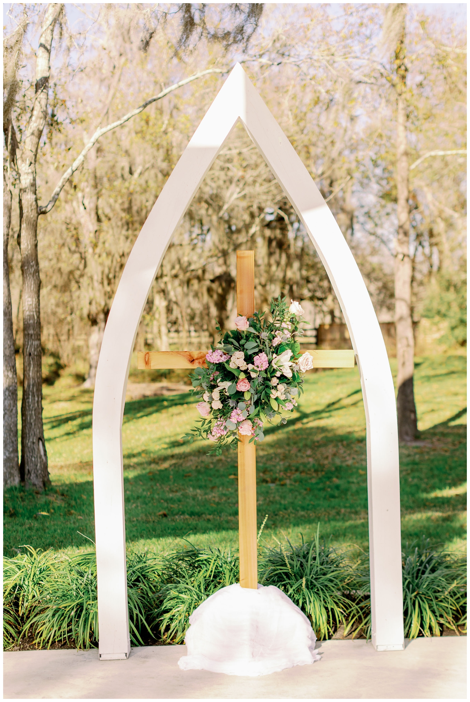outdoor ceremony arch at The Springs Wallisville Wedding venue